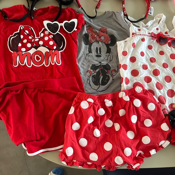 5 pairs of Disney park ears, Minnie mouse red and white  display picture 1